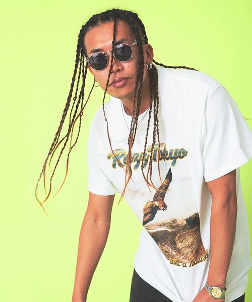 RAZZIS(ラズ)の「『RAZZIS/ラズイズ』イーグルフォトロゴプリントクルーネック半袖Tシャツ (Tシャツ/カットソー・メンズ・ホワイト/チャコール・M/XL/L)」の4枚目の写真