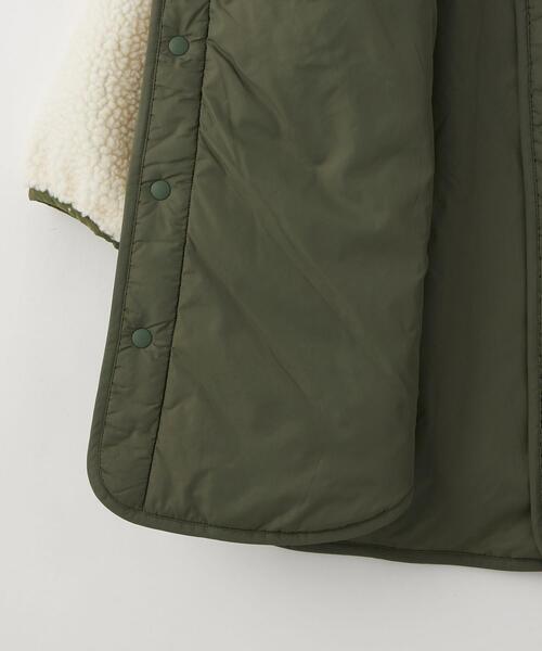 green label relaxing(グリーンレーベルリラクシング)の「TJ ボア×キルト コート 100-130cm -ウォッシャブル-(その他アウター・キッズ・ベージュ/オフホワイト/ライトグレー・100cm/110cm/130cm/120cm)」の4枚目の写真