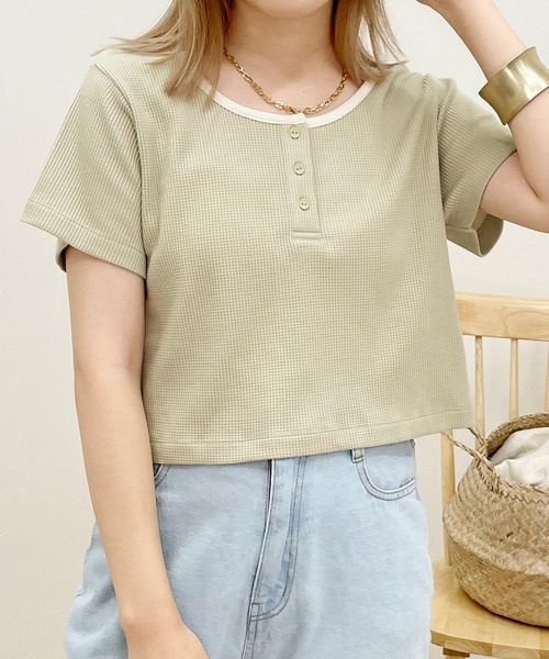 apres jour clair(アプレジュールクレア)の「【apres jour clair】ヘンリーワッフルトップス【ZOZOTOWN限定アイテム】(Tシャツ/カットソー・レディース・ベージュ/アイボリー/ブラウン系その他/ミント・X-LARGE/フリー)」の4枚目の写真