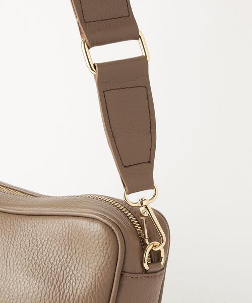 AULENTTI（オウレンティ）の「＜AULENTTI（オウレンティ）＞ BNSテープ ショルダーバッグ（ショルダーバッグ・レディース・ブラック/モカ・FREE）」の3枚目の写真