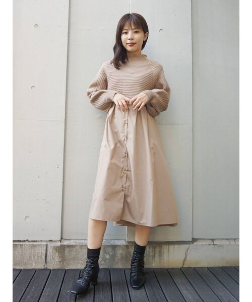 MERCURYDUO（マーキュリーデュオ）の「クロップドニットセットシャツワンピース（ワンピース・レディース・ベージュ/ブラウン/アイボリー・FREE）」の4枚目の写真