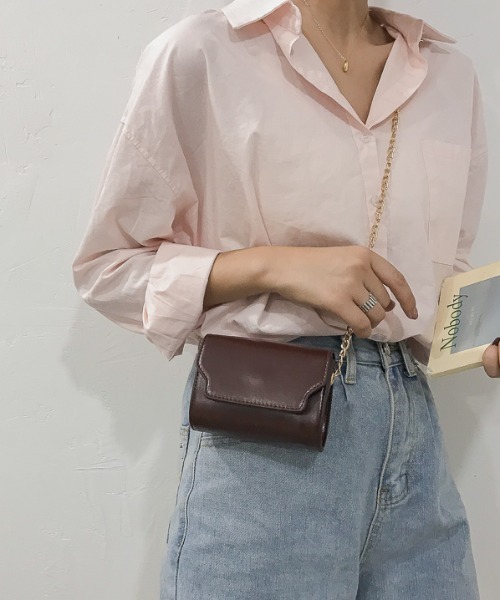 ACT（アクト）の「コンパクト PUレザー チェーンショルダーポシェット ポーチ バッグ（ショルダーバッグ・レディース・ホワイト/ブラック/ダークブラウン/ベージュ/イエロー/グリーン・FREE）」の9枚目の写真