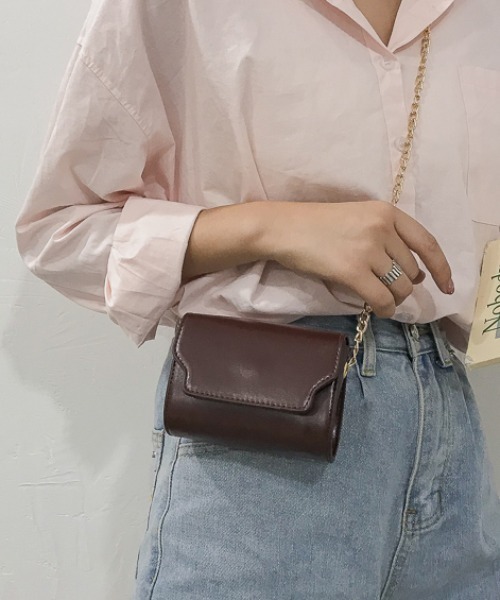 ACT（アクト）の「コンパクト PUレザー チェーンショルダーポシェット ポーチ バッグ（ショルダーバッグ・レディース・ホワイト/ブラック/ダークブラウン/ベージュ/イエロー/グリーン・FREE）」の19枚目の写真