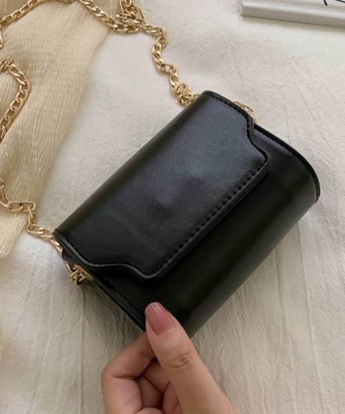 ACT（アクト）の「コンパクト PUレザー チェーンショルダーポシェット ポーチ バッグ（ショルダーバッグ・レディース・ホワイト/ブラック/ダークブラウン/ベージュ/イエロー/グリーン・FREE）」の16枚目の写真