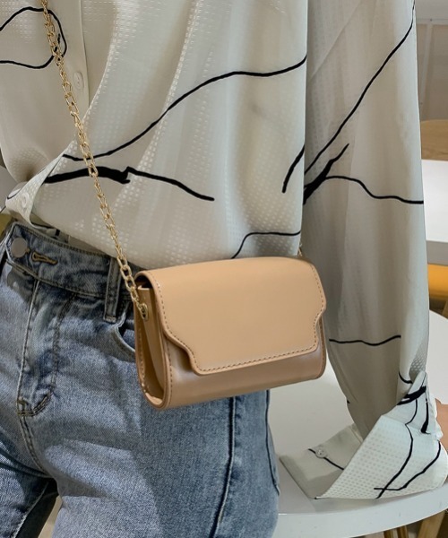 ACT（アクト）の「コンパクト PUレザー チェーンショルダーポシェット ポーチ バッグ（ショルダーバッグ・レディース・ホワイト/ブラック/ダークブラウン/ベージュ/イエロー/グリーン・FREE）」の22枚目の写真