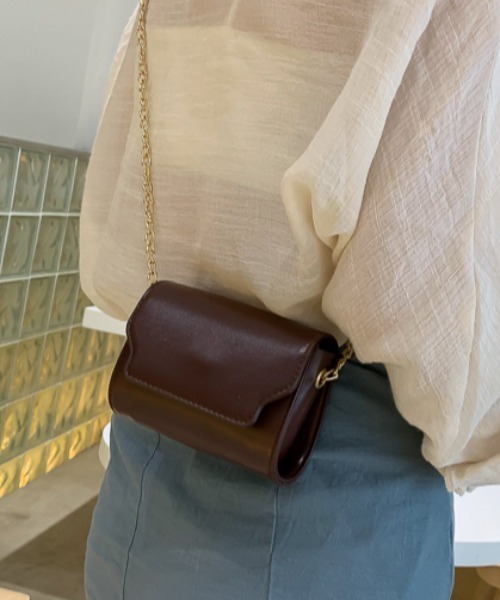 ACT（アクト）の「コンパクト PUレザー チェーンショルダーポシェット ポーチ バッグ（ショルダーバッグ・レディース・ホワイト/ブラック/ダークブラウン/ベージュ/イエロー/グリーン・FREE）」の10枚目の写真