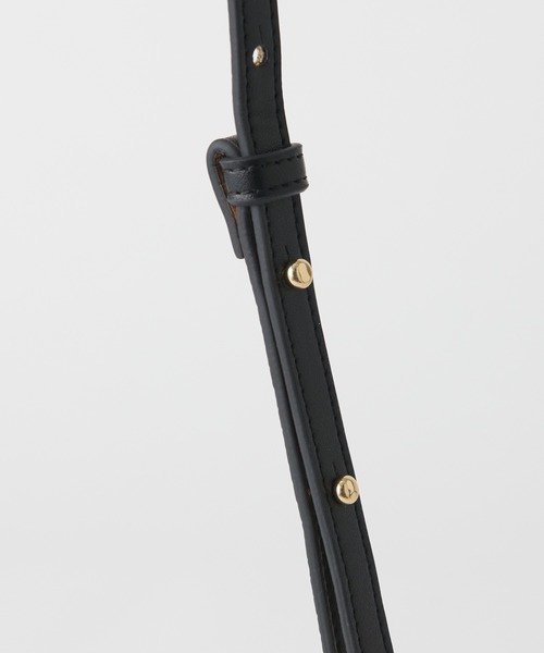 RIVE DROITE（リヴドロワ）の「コーディネートのアクセントにも最適　型押しPUミニショルダー（ショルダーバッグ・レディース・ベージュ/サックスブルー/ライトベージュ・FREE）」の14枚目の写真