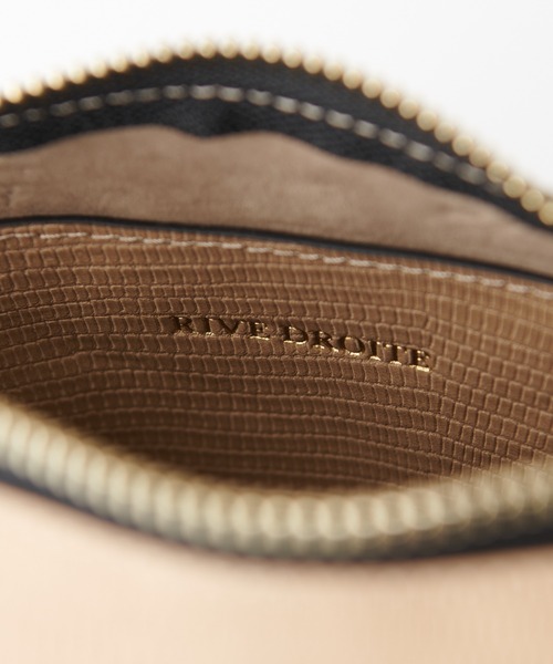 RIVE DROITE（リヴドロワ）の「コーディネートのアクセントにも最適　型押しPUミニショルダー（ショルダーバッグ・レディース・ベージュ/サックスブルー/ライトベージュ・FREE）」の9枚目の写真