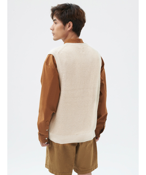 GAP（ギャップ）の「クルーネックベスト（ベスト・メンズ・グレー/アイボリー/ブラック・XS/S/M/XL/L）」の4枚目の写真