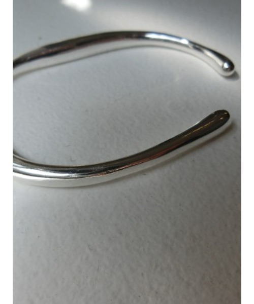 ulu（ウル）の「nuance line bracelet【silver925】（バングル/リストバンド・レディース・シルバー・FREE）」の10枚目の写真
