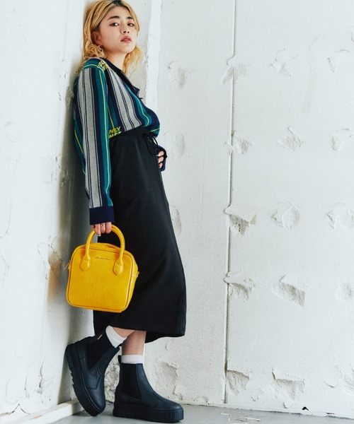 atmos pink(アトモスピンク)の「atmos pink 型押し フェイクレザーバッグ(ハンドバッグ・レディース・ホワイト/ブラウン/イエロー・FREE)」の11枚目の写真