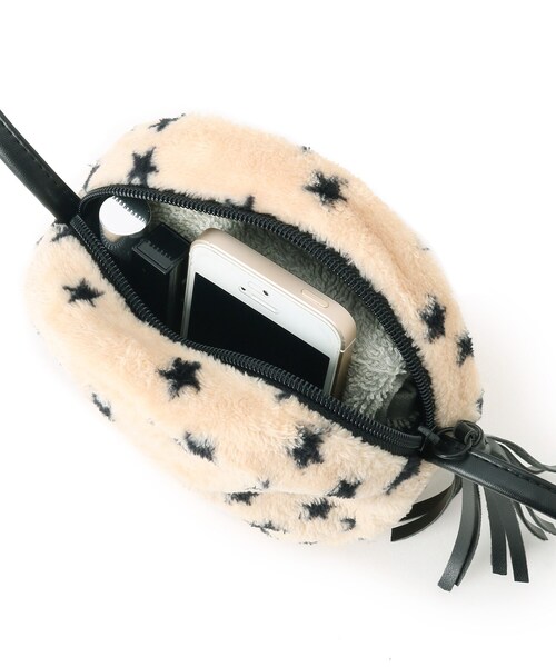 SHOO・LA・RUE（シューラルー）の「◆柄プリントフェイクファーポシェット（ショルダーバッグ・キッズ・ベージュ系その他3/ベージュ系その他・00）」の8枚目の写真