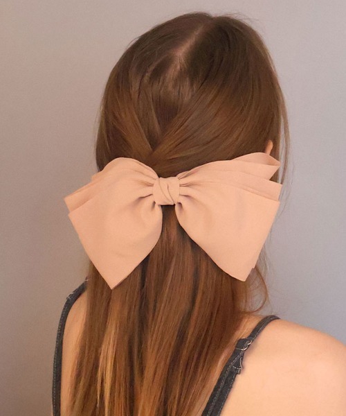 CEMONEMO（セモネモ）の「クラシカル ビッグリボン バレッタ（バレッタ/ヘアクリップ・レディース・ブラック/ベージュ/ベビーピンク/ワインレッド・FREE）」の22枚目の写真