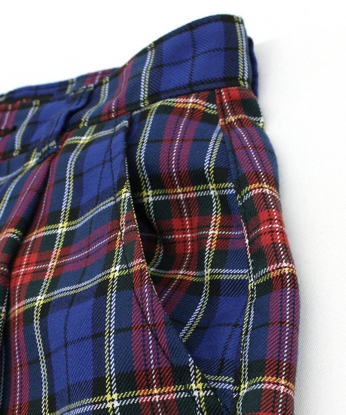 RNA（アールエヌエー）の「R3904 チェックカーゴパンツ（カーゴパンツ・レディース・ブルー/イエロー/ベージュ・MEDIUM）」の18枚目の写真