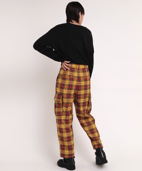 RNA（アールエヌエー）の「R3904 チェックカーゴパンツ（カーゴパンツ・レディース・ブルー/イエロー/ベージュ・MEDIUM）」の15枚目の写真