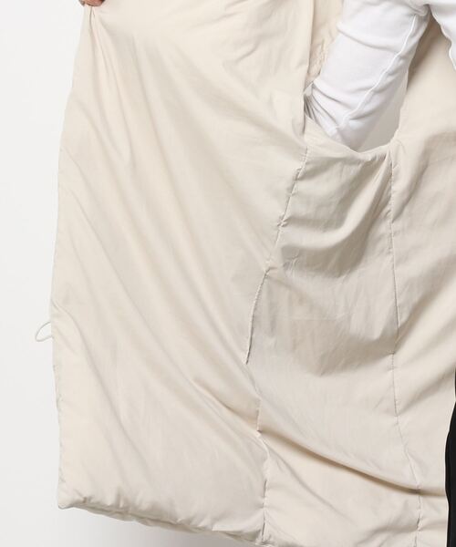 Lui's(ルイス)の「ハーフレングスダウンベスト(ダウンベスト・レディース・ブラック/アイボリー・FREE)」の5枚目の写真