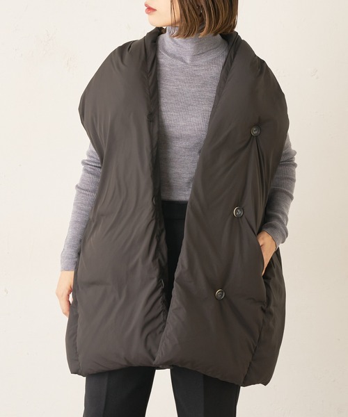 Lui's(ルイス)の「ハーフレングスダウンベスト(ダウンベスト・レディース・ブラック/アイボリー・FREE)」の2枚目の写真