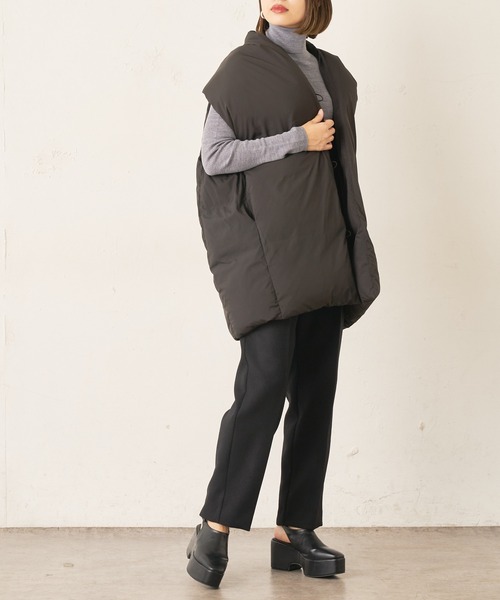 Lui's(ルイス)の「ハーフレングスダウンベスト(ダウンベスト・レディース・ブラック/アイボリー・FREE)」の11枚目の写真