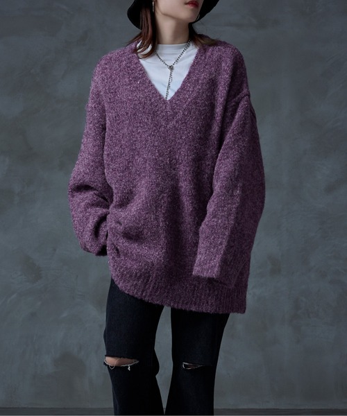 Ellno Loset(エルノロゼット)の「ブークレ深Vニット(ニット/セーター・メンズ・ダークブルー/パープル・LARGE/MEDIUM)」の1枚目の写真