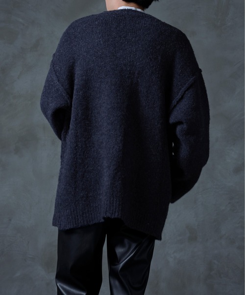 Ellno Loset(エルノロゼット)の「ブークレ深Vニット(ニット/セーター・メンズ・ダークブルー/パープル・LARGE/MEDIUM)」の4枚目の写真