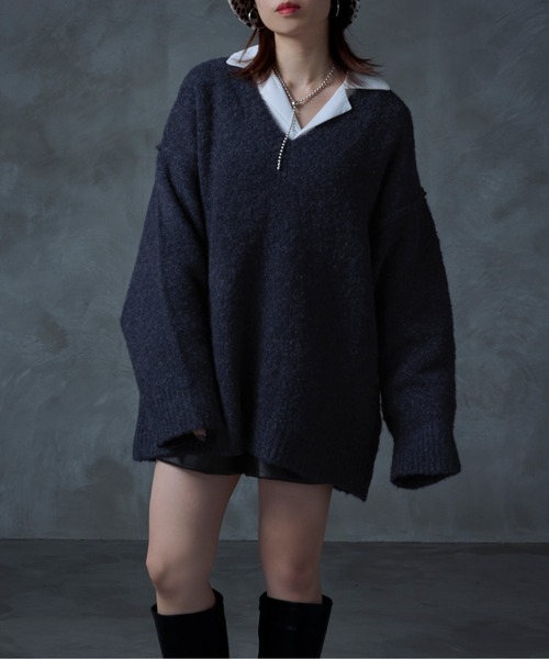 Ellno Loset(エルノロゼット)の「ブークレ深Vニット(ニット/セーター・メンズ・ダークブルー/パープル・LARGE/MEDIUM)」の6枚目の写真