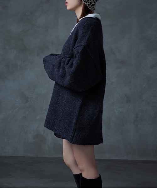 Ellno Loset(エルノロゼット)の「ブークレ深Vニット(ニット/セーター・メンズ・ダークブルー/パープル・LARGE/MEDIUM)」の7枚目の写真