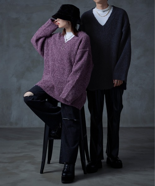 Ellno Loset(エルノロゼット)の「ブークレ深Vニット(ニット/セーター・メンズ・ダークブルー/パープル・LARGE/MEDIUM)」の20枚目の写真