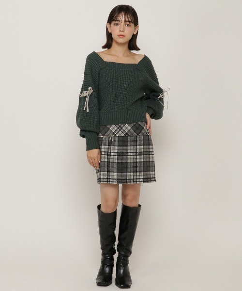 REDYAZEL(レディアゼル)の「起毛ジップ付きミニスカート(スカート・レディース・グレー/グレー系その他/ベージュ系その他・SMALL/MEDIUM)」の4枚目の写真