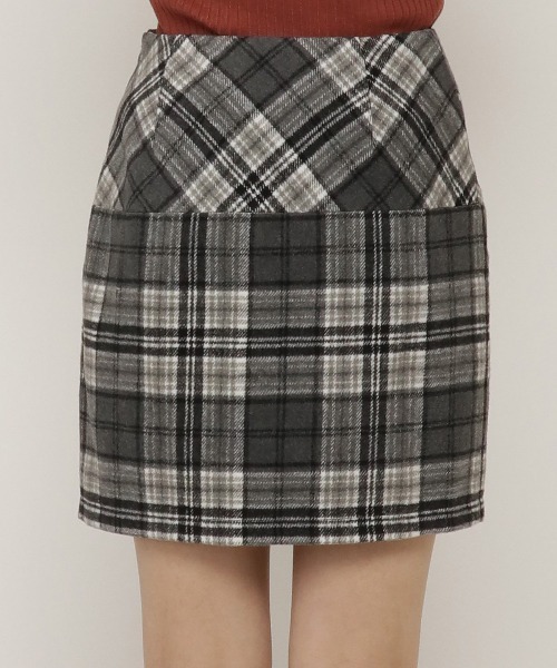 REDYAZEL(レディアゼル)の「起毛ジップ付きミニスカート(スカート・レディース・グレー/グレー系その他/ベージュ系その他・SMALL/MEDIUM)」の7枚目の写真