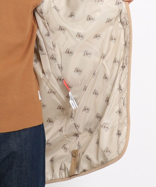 Dessin（デッサン）の「◆UNIVERSAL OVERALL 中綿ノーカラーコート（その他アウター・メンズ・カーキ/サンドベージュ・02/03）」の4枚目の写真