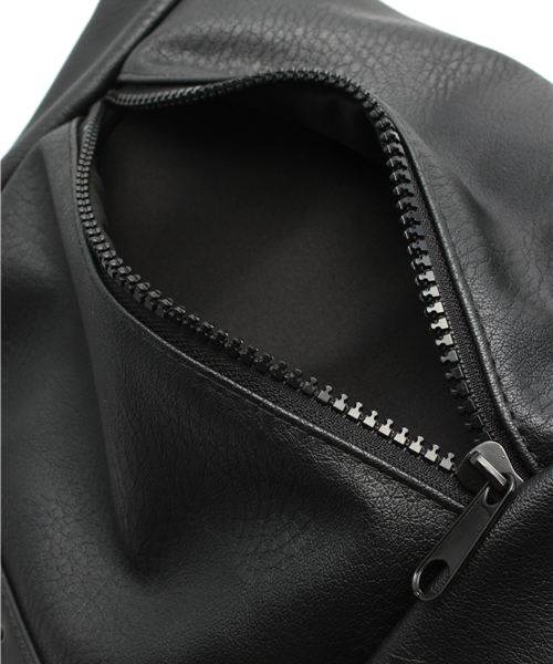 WEGO（ウィゴー）の「WEGO/フェイクレザーコンビバックパック（バックパック/リュック・メンズ・ブラック/グレー/ブルー/ホワイト・FREE）」の7枚目の写真