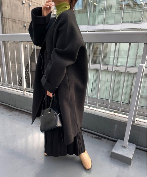 sakishimatokyo（サキシマトーキョー）の「【ZOZO限定】ボンディングノーカラーコート（ノーカラーコート・レディース・アイボリー/ブラック・FREE）」の12枚目の写真