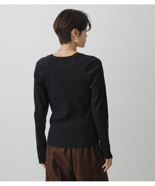 AZUL by moussy（アズールバイマウジー）の「SHOULDER SHIRRING TOPS（Tシャツ/カットソー・レディース・オフホワイト/ライム/スモークピンク/ブラック・SMALL/MEDIUM）」の19枚目の写真