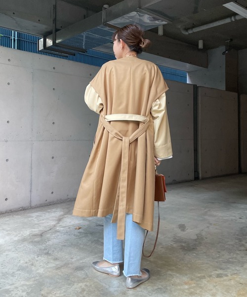 DouDou（ドゥドゥ）の「【WEB限定】マルチウェイレイヤードコート（トレンチコート・レディース・ベージュ/グレイッシュベージュ・FREE）」の19枚目の写真