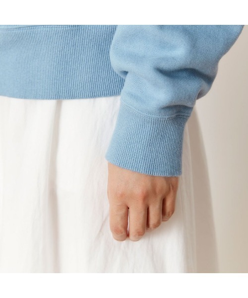 THE SHINZONE（ザ　シンゾーン）の「Shinzone STONE WALL SWEAT 22SMSCU05（スウェット・レディース・グレー/オフホワイト/ブルー・FREE）」の6枚目の写真