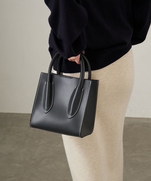 MARCO BIANCHINI（マルコビアンチーニ）の「BIANCHINI ステッチリーフハンドルトート（トートバッグ・レディース・ブラック/アイボリー/モスグリーン/キャメル・FREE）」の3枚目の写真