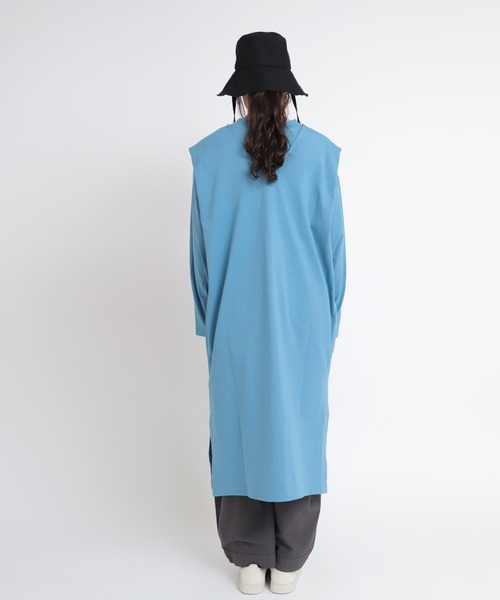RNA-N（アールエヌエーエヌ）の「M1818 スラブプレーティングレイヤーワンピース（ワンピース・レディース・グレイッシュベージュ/キナリ/ブルー・MEDIUM）」の6枚目の写真