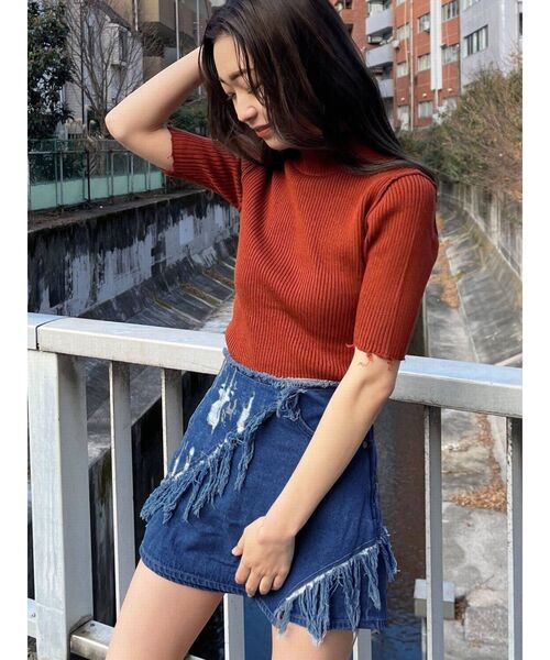 EMODA（エモダ）の「ウェーブスイッチングラップショートパンツ（デニムパンツ・レディース・ブラック/インディゴブルー・SMALL/MEDIUM）」の4枚目の写真