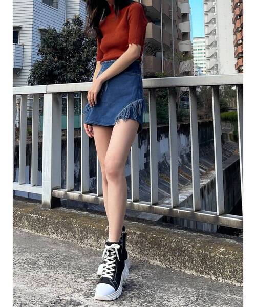 EMODA（エモダ）の「ウェーブスイッチングラップショートパンツ（デニムパンツ・レディース・ブラック/インディゴブルー・SMALL/MEDIUM）」の6枚目の写真