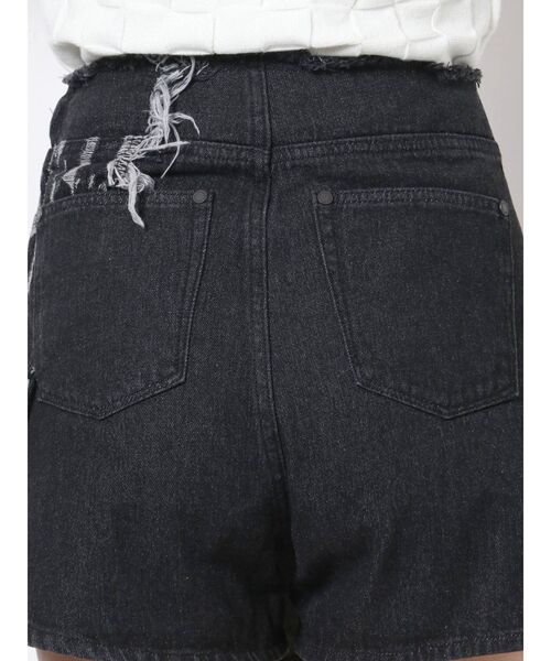 EMODA（エモダ）の「ウェーブスイッチングラップショートパンツ（デニムパンツ・レディース・ブラック/インディゴブルー・SMALL/MEDIUM）」の14枚目の写真