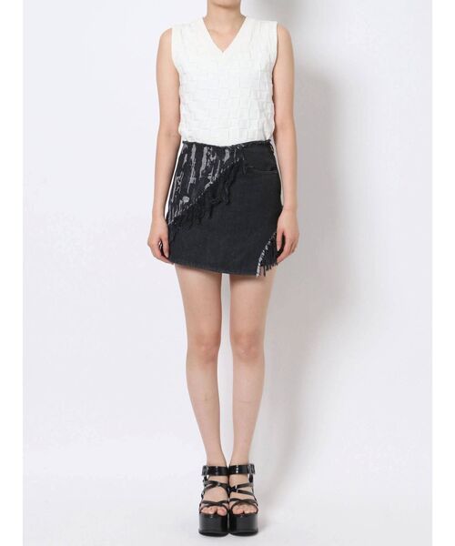 EMODA（エモダ）の「ウェーブスイッチングラップショートパンツ（デニムパンツ・レディース・ブラック/インディゴブルー・SMALL/MEDIUM）」の17枚目の写真