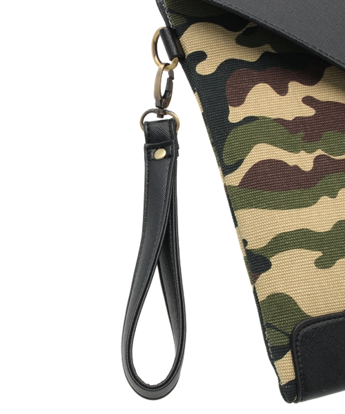 ROSE BUD(ローズバッド)の「【non no 掲載】(LL ACCESSORIES) B1735 CAMOFLAGE CLUTCH BAG(クラッチバッグ・レディース・ホワイト×ブラック/グリーン・ONE SIZE)」の9枚目の写真
