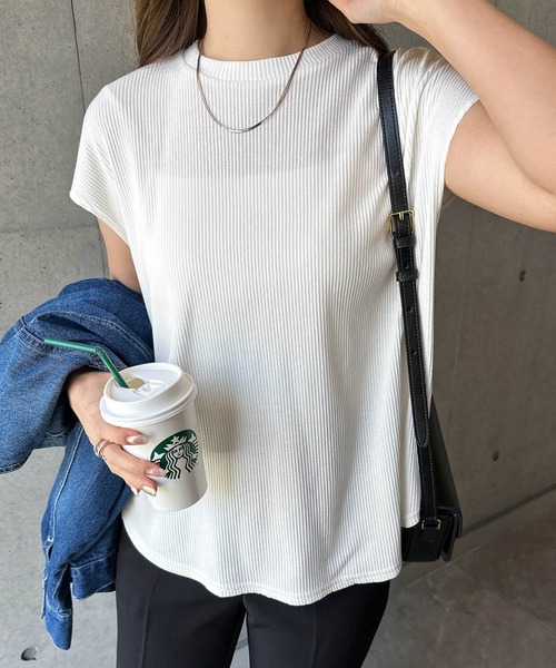 andme（アンドミー）の「テレコリブ半袖フレンチスリーブTシャツ（Tシャツ/カットソー・レディース・チャコールグレー/ブラック/オフホワイト/ブルー系その他/イエロー/ピンクベージュ/ブラウン系その他/ネイビー・M/L）」の16枚目の写真
