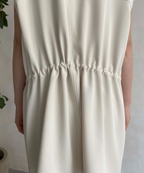 CAPRICIEUX LE'MAGE(カプリシューレマージュ)の「大人ミリタリーベスト(その他アウター・レディース・ブラック/アイボリー・FREE)」の6枚目の写真