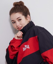 LONSDALE（ロンズデール）の「LONSDALE/ロンズデール セットアップ対応可 ワンポイントロゴ リフレクタープリント 両脇ポケット オーバーサイズ クレイジー 切替 裏メッシュ フライトジャケット（ナイロンジャケット・メンズ）」