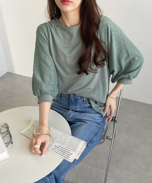 GeeRA（ジーラ）の「ボリュームスリーブアイレットカットソー（Tシャツ/カットソー・レディース・ブラック/グリーン/アイボリー・MEDIUM/LARGE/X-LARGE/XX-LARGE）」の20枚目の写真