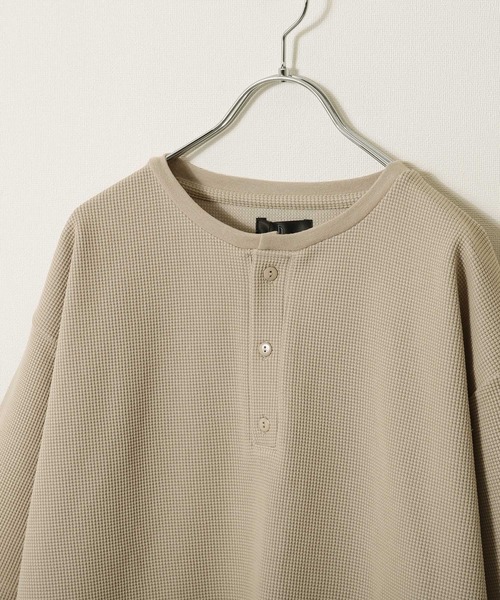 ZIP FIVE（ジップファイブ）の「【ZIP FIVE】ヘビーウェイト 吸水速乾 ドライワッフル レギュラー サーマル 半端袖 Tシャツ クルー / ヘンリーネック（Tシャツ/カットソー・メンズ・ブラック/ベージュ/イエロー/ブルー/グリーン/アイボリー/オートミール/チャコール/ブラック系/グレー系/ベージュ系/アイボリー系/アイボリー系1/グリーン系/ブルー系/イエロー系・SMALL/MEDIUM/LARGE/X-LARGE）」の21枚目の写真