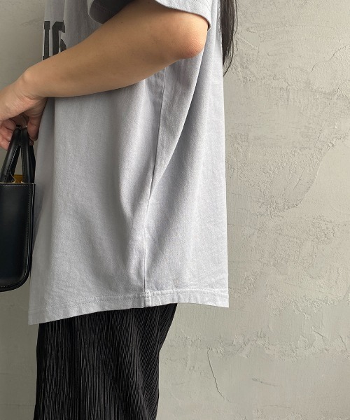 SCREEN STARS（スクリーンスターズ）の「[SCREEN STARS/スクリーンスターズ] 別注 ラウンドヘム カレッジプリントTシャツ（Tシャツ/カットソー・レディース・ホワイト/モカ/ブルー/ブラック・F）」の8枚目の写真