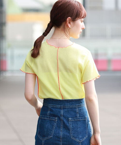 Ray BEAMS（レイビームス）の「Ray BEAMS / シャーリング 配色 メロー Tシャツ（Tシャツ/カットソー・レディース・ライトブルー/クリーム/レッド系その他・ONE SIZE）」の13枚目の写真