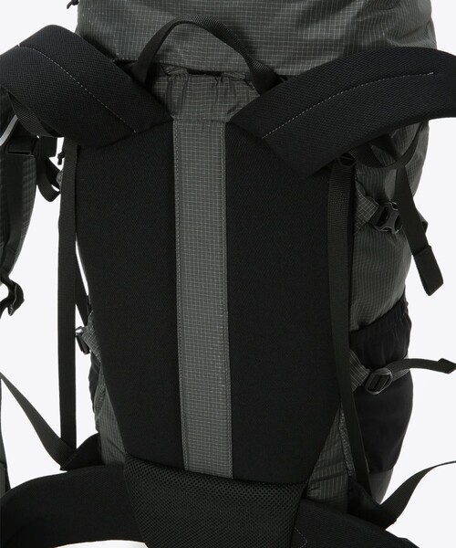 MOUNTAIN HARDWEAR(マウンテンハードウェアー)の「【Mountain Hardwear】マウンテンライト28(バックパック/リュック・メンズ・ブラック・FREE)」の17枚目の写真